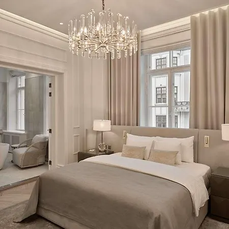 The Maria - Preferred & Legend Collection Hotel